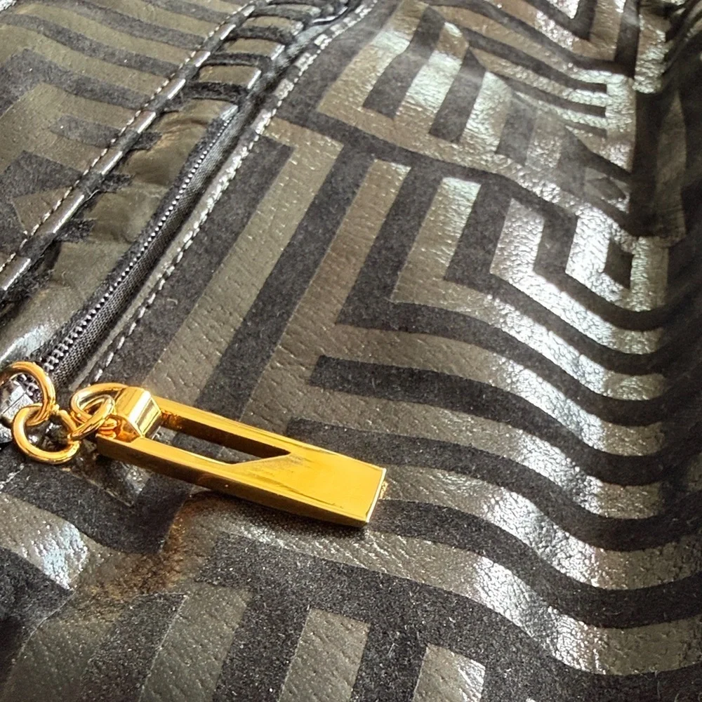 Bags by Pinky Black and Gold Geometric Cosmetic Case